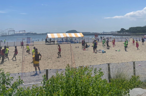 beach volleyball